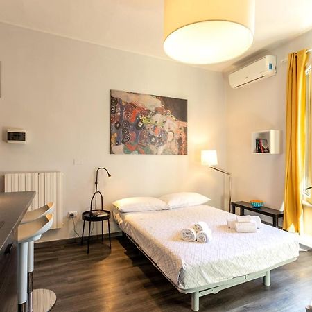 Luna Homes - Studio In Farini Мілан Екстер'єр фото